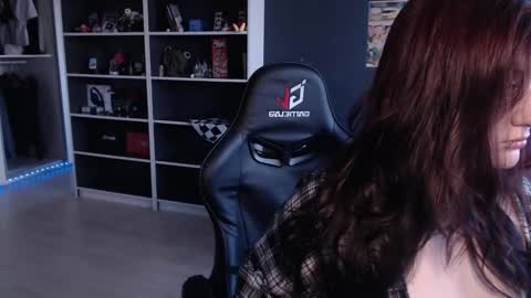 Julia online show from 10-17-25, 04:37