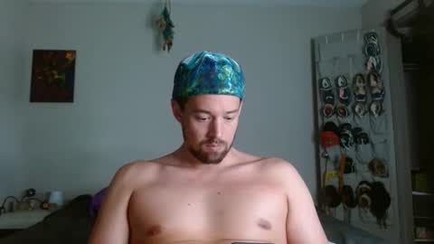 Snapshot of umphreak42 chatting on 06-02-26, 11:51 Andrew online show from 06-02-26, 11:51