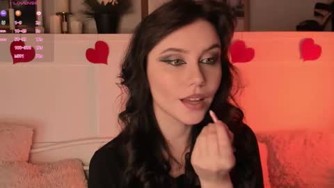 Una  online show from 02-14-26, 09:28