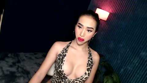 Snapshot of unbeknownst2kylie chatting on 06-18-26, 06:56 kylie online show from 06-18-26, 06:56