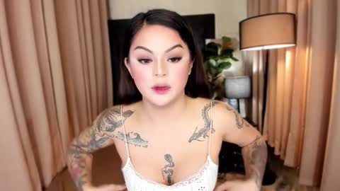 Snapshot of unbotheredprincess chatting on 09-17-25, 11:50 Lady tan online show from 09-17-25, 11:50