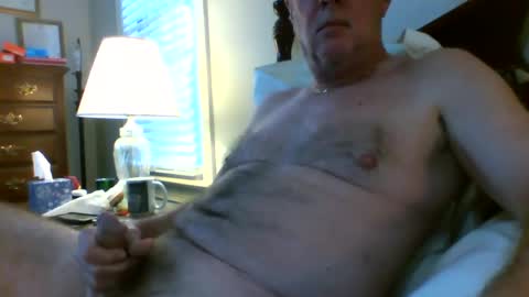 Snapshot of uncman4u2c chatting on 02-08-25, 03:10 uncman4u2c online show from 02-08-25, 03:10