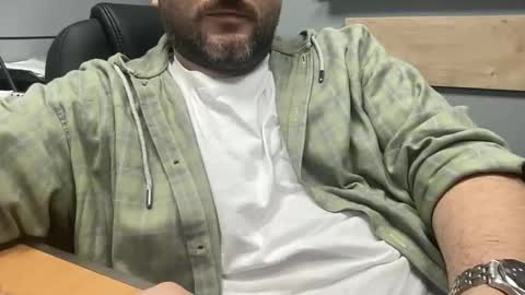 Snapshot of uncutdude321 chatting on 05-07-26, 11:59 uncutdude321 online show from 05-07-26, 11:59