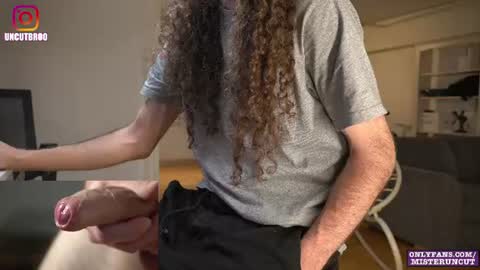 Snapshot of uncutgerman420 chatting on 06-07-26, 08:23 Mister Uncut online show from 06-07-26, 08:23