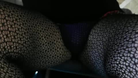Snapshot of uncutlover1000 chatting on 06-12-26, 02:49 patricia online show from 06-12-26, 02:49