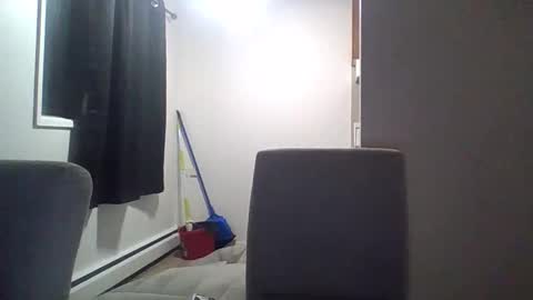 Snapshot of uncutstud18 chatting on 11-30-25, 09:24 UncutStud online show from 11-30-25, 09:24