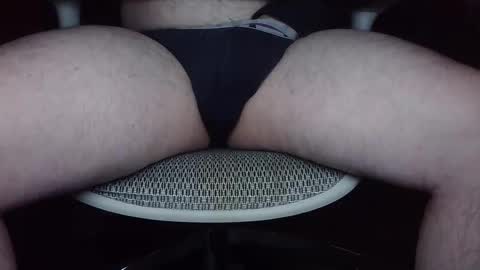 Under the desk online show from 01-05-26, 09:51