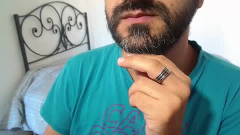 Giov online show from 10-19-25, 09:43