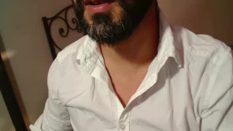 Giov online show from 10-26-25, 07:42