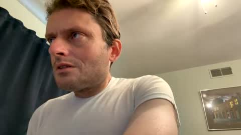 Snapshot of undress_me_ chatting on 06-17-26, 03:24 undress me online show from 06-17-26, 03:24
