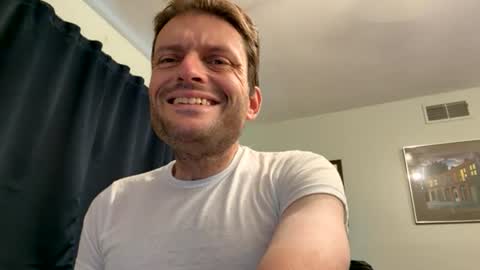 Snapshot of undress_me_ chatting on 06-19-26, 12:31 undress me online show from 06-19-26, 12:31