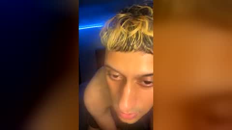 Snapshot of unfiltered_freak chatting on 07-16-26, 01:22 unfiltered_freak online show from 07-16-26, 01:22