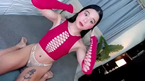 Snapshot of unforgetableasiancock chatting on 10-16-25, 10:11 unforgetableasiancock online show from 10-16-25, 10:11