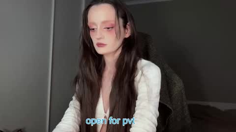 Snapshot of unhollymeow chatting on 09-30-25, 07:41 Irene online show from 09-30-25, 07:41