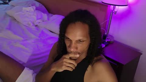 Uni Ball online show from 04-08-26, 07:25