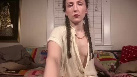 Snapshot of unicornfairy55 chatting on 07-06-26, 02:08 Lola Moonstone online show from 07-06-26, 02:08