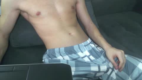 Snapshot of uniqueboy22 chatting on 03-24-26, 08:58 uniqueboy22 online show from 03-24-26, 08:58