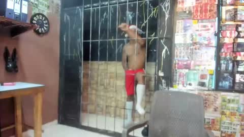 university online show from 12-10-24, 07:43