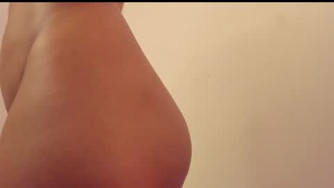Snapshot of unu_nai chatting on 12-30-24, 03:25 new INSTA online show from 12-30-24, 03:25