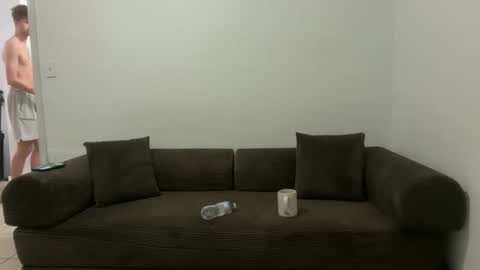 Snapshot of unverifiedbwc chatting on 04-27-26, 12:47 Stepbro online show from 04-27-26, 12:47
