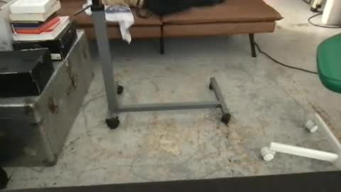 Snapshot of upfine chatting on 09-24-25, 10:24 upfine online show from 09-24-25, 10:24