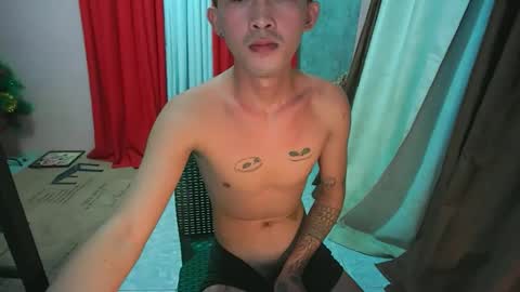 Snapshot of ur_boy_rexyn chatting on 11-08-25, 01:44 ur_boy_rexyn online show from 11-08-25, 01:44