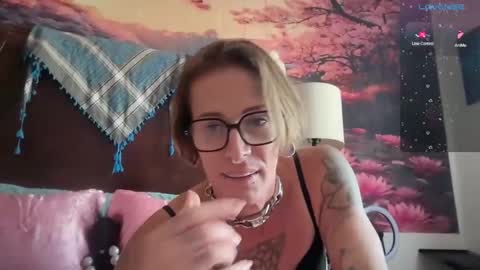 Snapshot of ur_daylee_dose chatting on 02-07-26, 10:35 Ur Daylee dose online show from 02-07-26, 10:35