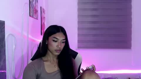 Snapshot of ur_dazzlingmorenaxx chatting on 09-09-25, 03:11 ur_dazzlingmorenaxx online show from 09-09-25, 03:11