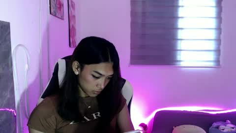 Snapshot of ur_dazzlingmorenaxx chatting on 09-19-25, 01:51 ur_dazzlingmorenaxx online show from 09-19-25, 01:51