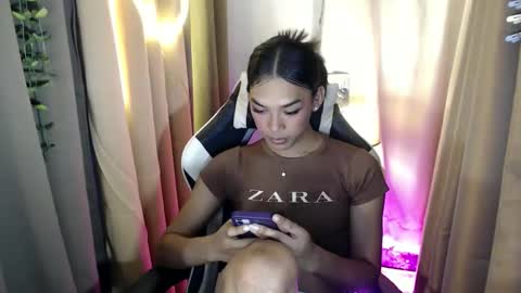 Snapshot of ur_dazzlingmorenaxx chatting on 11-08-25, 01:33 ur_dazzlingmorenaxx online show from 11-08-25, 01:33