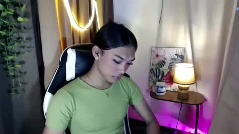 Snapshot of ur_dazzlingmorenaxx chatting on 11-11-25, 06:02 ur_dazzlingmorenaxx online show from 11-11-25, 06:02