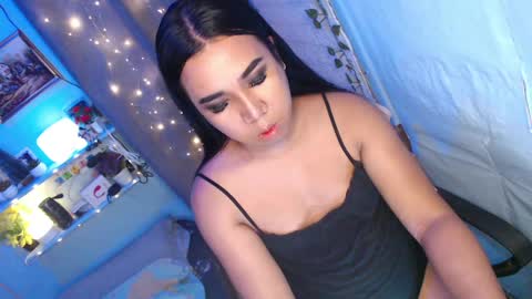 Snapshot of ur_hot_tommiexx chatting on 03-31-26, 01:51 jennie online show from 03-31-26, 01:51