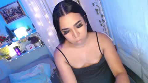 Snapshot of ur_hot_tommiexx chatting on 04-09-26, 08:09 jennie online show from 04-09-26, 08:09