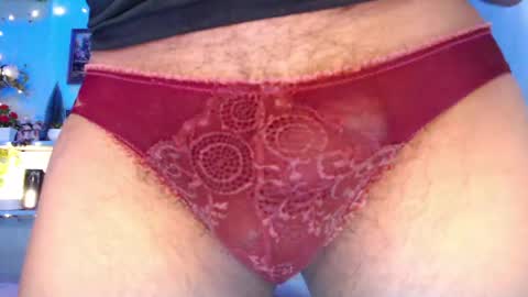 Snapshot of ur_hot_tommiexx chatting on 04-14-26, 01:33 jennie online show from 04-14-26, 01:33