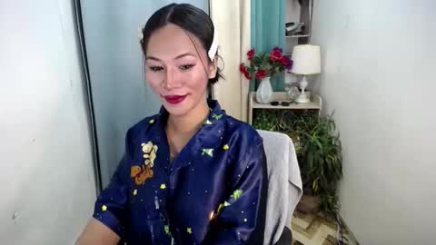 Snapshot of ur_hottest_girl chatting on 01-08-26, 03:53 ur_hottest_girl online show from 01-08-26, 03:53