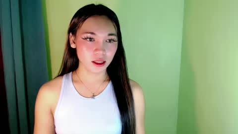 QUEENSY online show from 02-27-25, 02:32