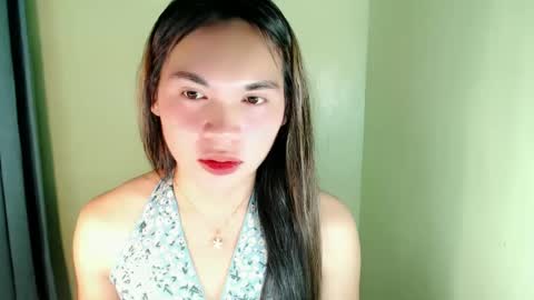 QUEENSY online show from 03-08-25, 06:21