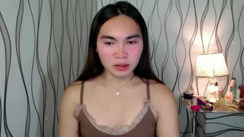 QUEENSY online show from 09-09-25, 04:45