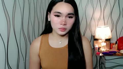 QUEENSY online show from 11-02-25, 03:09