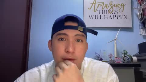 Ur jayqutee online show from 12-17-25, 01:00