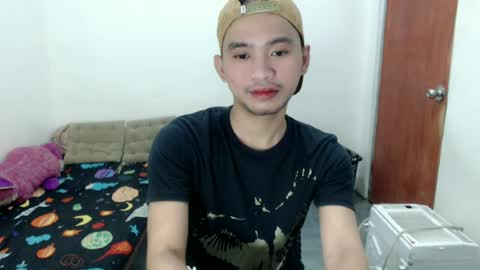 Snapshot of ur_joshuahotnotch chatting on 06-17-26, 07:11 ur_joshuahotnotch online show from 06-17-26, 07:11