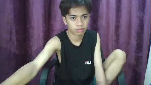 Snapshot of ur_kencumxxx chatting on 01-19-25, 10:50 Ken online show from 01-19-25, 10:50