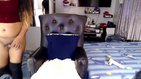 Snapshot of ur_majestyqueen_angelaxxx chatting on 12-30-24, 04:09 QUEEN ANGELA online show from 12-30-24, 04:09