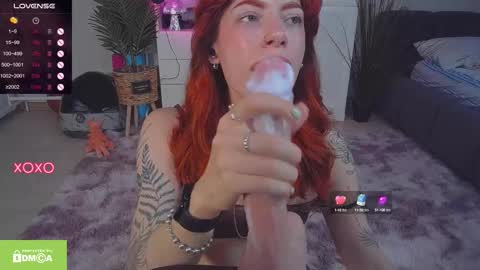 Olivia Kaufman online show from 10-13-25, 11:43