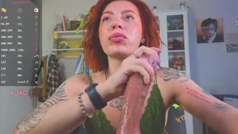 Snapshot of ur_olivia chatting on 06-10-26, 03:55 Olivia Kaufman online show from 06-10-26, 03:55