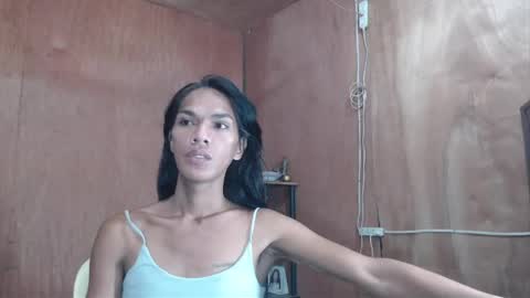 Snapshot of ur_prescious_xxx chatting on 05-20-26, 09:32 Ur Lovely Pricious online show from 05-20-26, 09:32