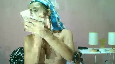 Snapshot of ur_sexybabe_ehra chatting on 01-20-25, 12:39 ur_sexybabe_ehra online show from 01-20-25, 12:39