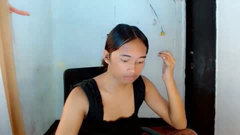 Ellie online show from 03-24-26, 11:59