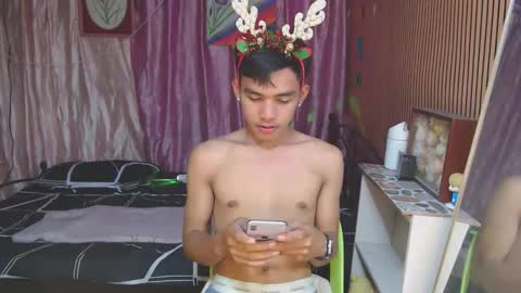 ur_shan21 online show from 12-18-25, 06:58