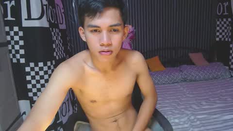 ur_shan21 online show from 04-18-26, 04:27